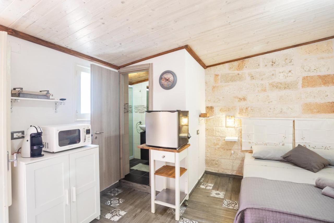 Апартаменты Tiny House 19 Terrace Aparment Полиньяно-а-Маре Экстерьер фото